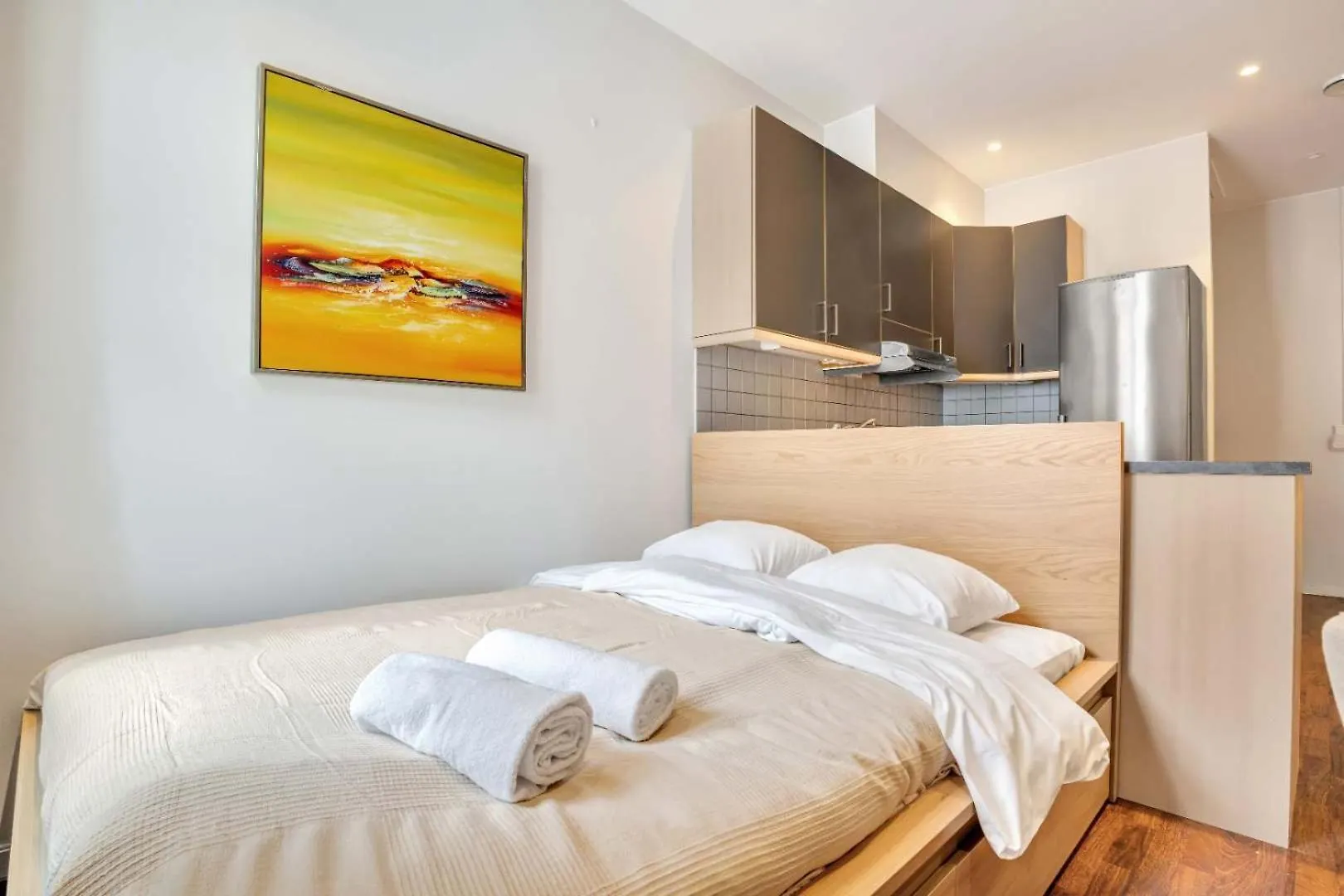Heimby - Roomy Studio W Free Parking And Seaview Берген Апартаменты